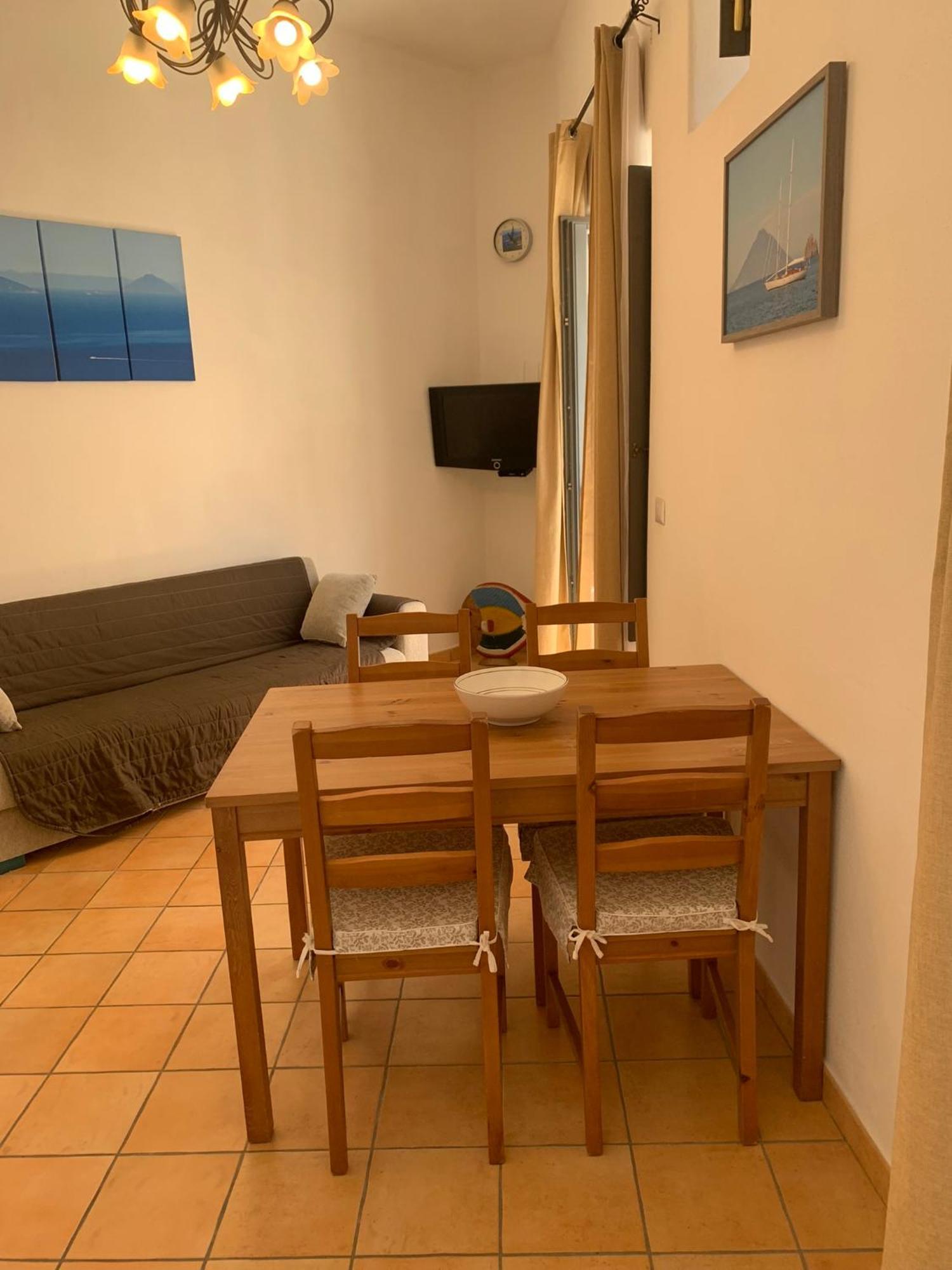 הוילה ליפארי Casa Marietta מראה חיצוני תמונה