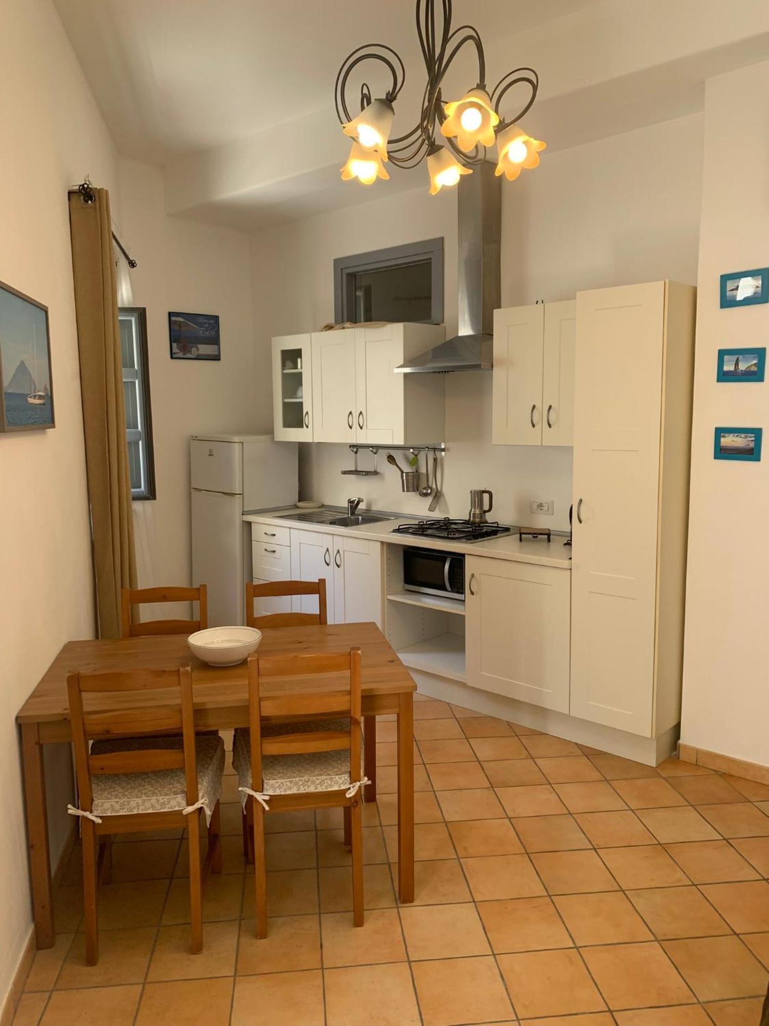 הוילה ליפארי Casa Marietta מראה חיצוני תמונה