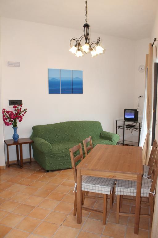 הוילה ליפארי Casa Marietta מראה חיצוני תמונה