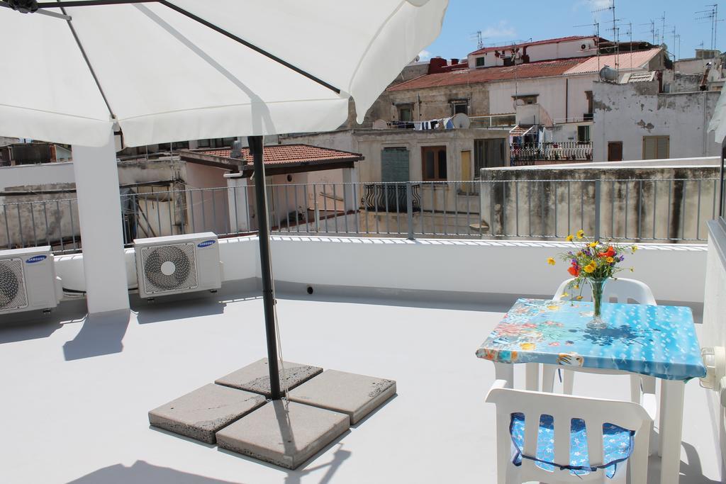 הוילה ליפארי Casa Marietta מראה חיצוני תמונה